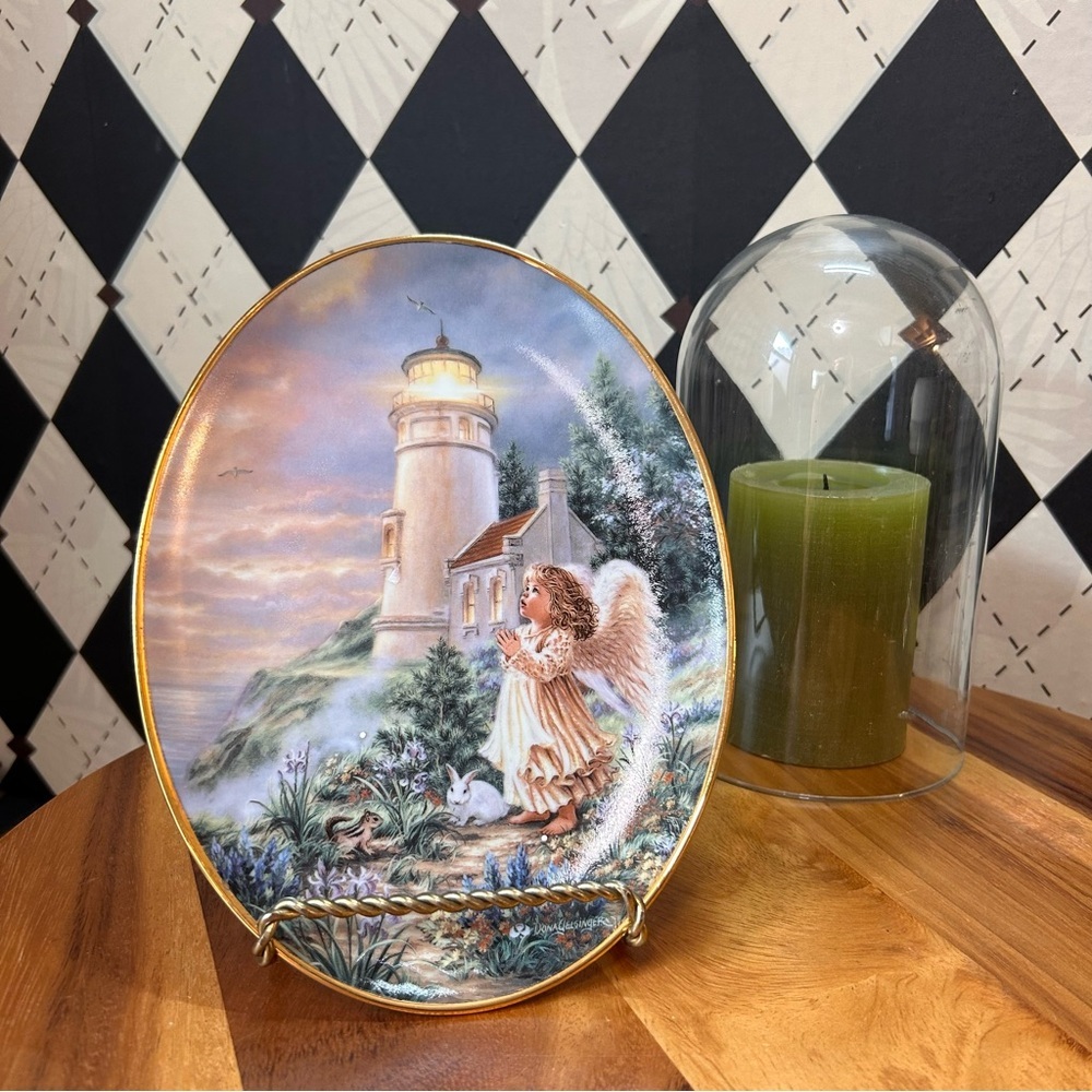 Vintage Porcelain Angel‎ Plate – Dona Gelsinger “A Little Hope Lights the Way”